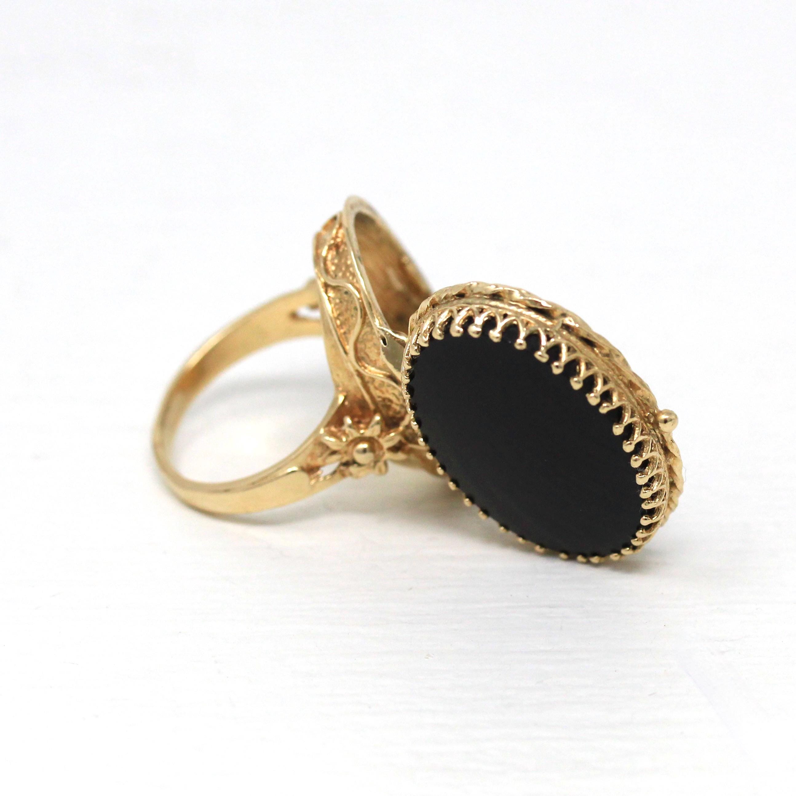 Vintage Locket Ring - Retro 14k Yellow Gold Genuine Black Onyx Gemstone - Circa 1960s Era Size 8 1/4 Hidden Compartment Fine Rare Jewelry