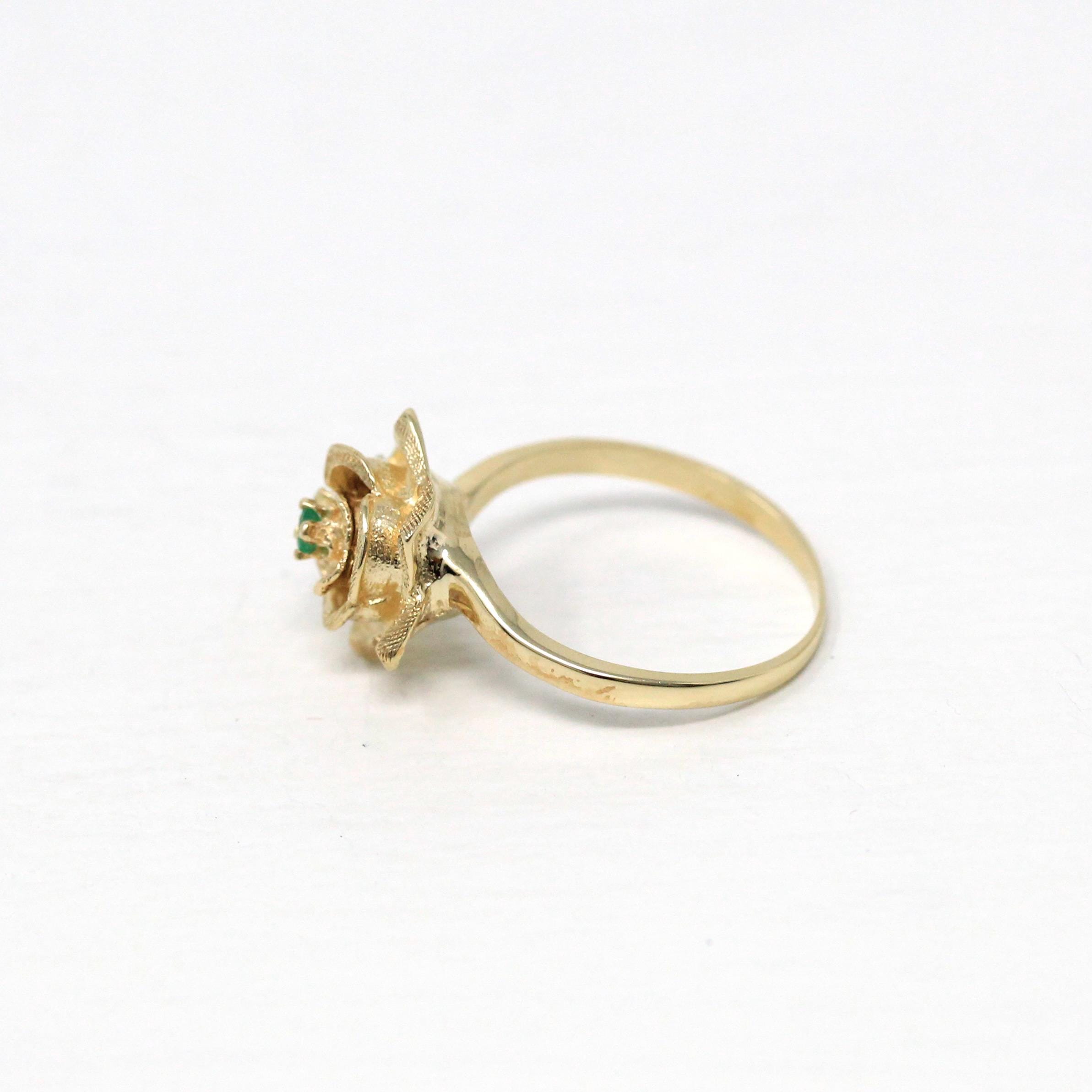 Vintage Flower Ring - Retro 10k Yellow Gold Rose Flower Genuine Emerald Gemstone - Vintage 1970s Era Size 6 May Birthstone Fine 70s Jewelry