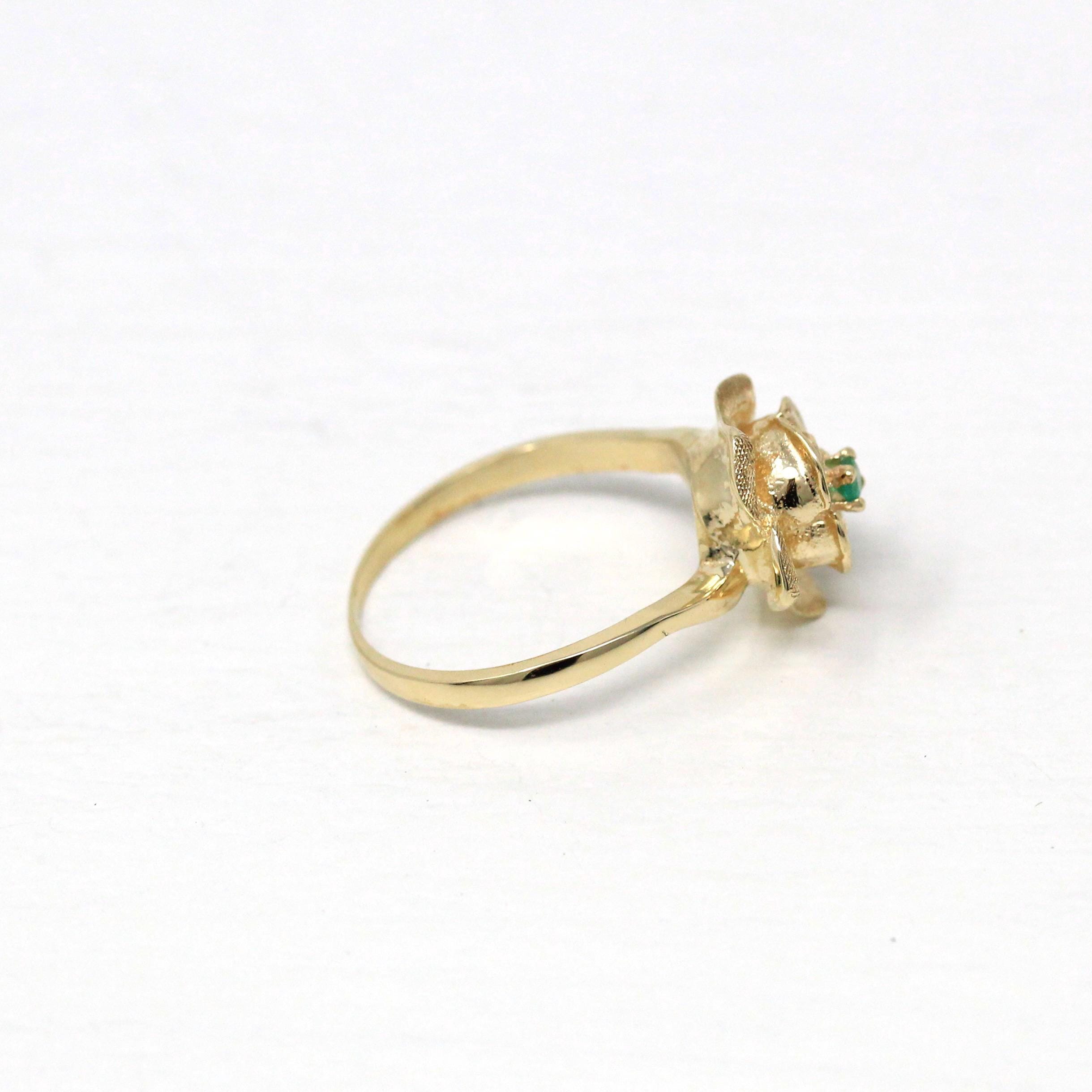 Vintage Flower Ring - Retro 10k Yellow Gold Rose Flower Genuine Emerald Gemstone - Vintage 1970s Era Size 6 May Birthstone Fine 70s Jewelry