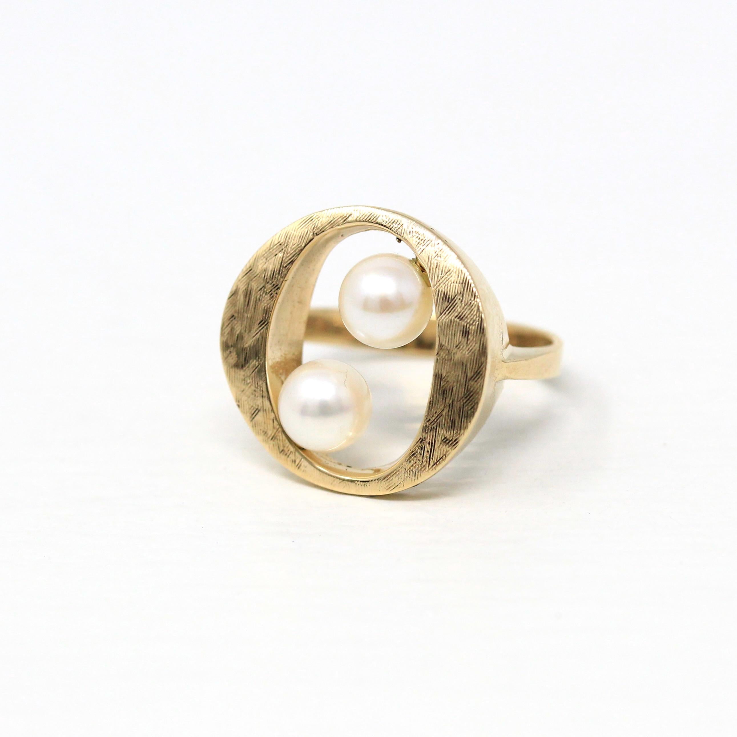 Two Stone Ring - Retro 10k Yellow Gold Oval Circle Brushed Finish - Vintage Circa 1960s Size 4 3/4 New Old Stock Cultured Pearl Fine Jewelry