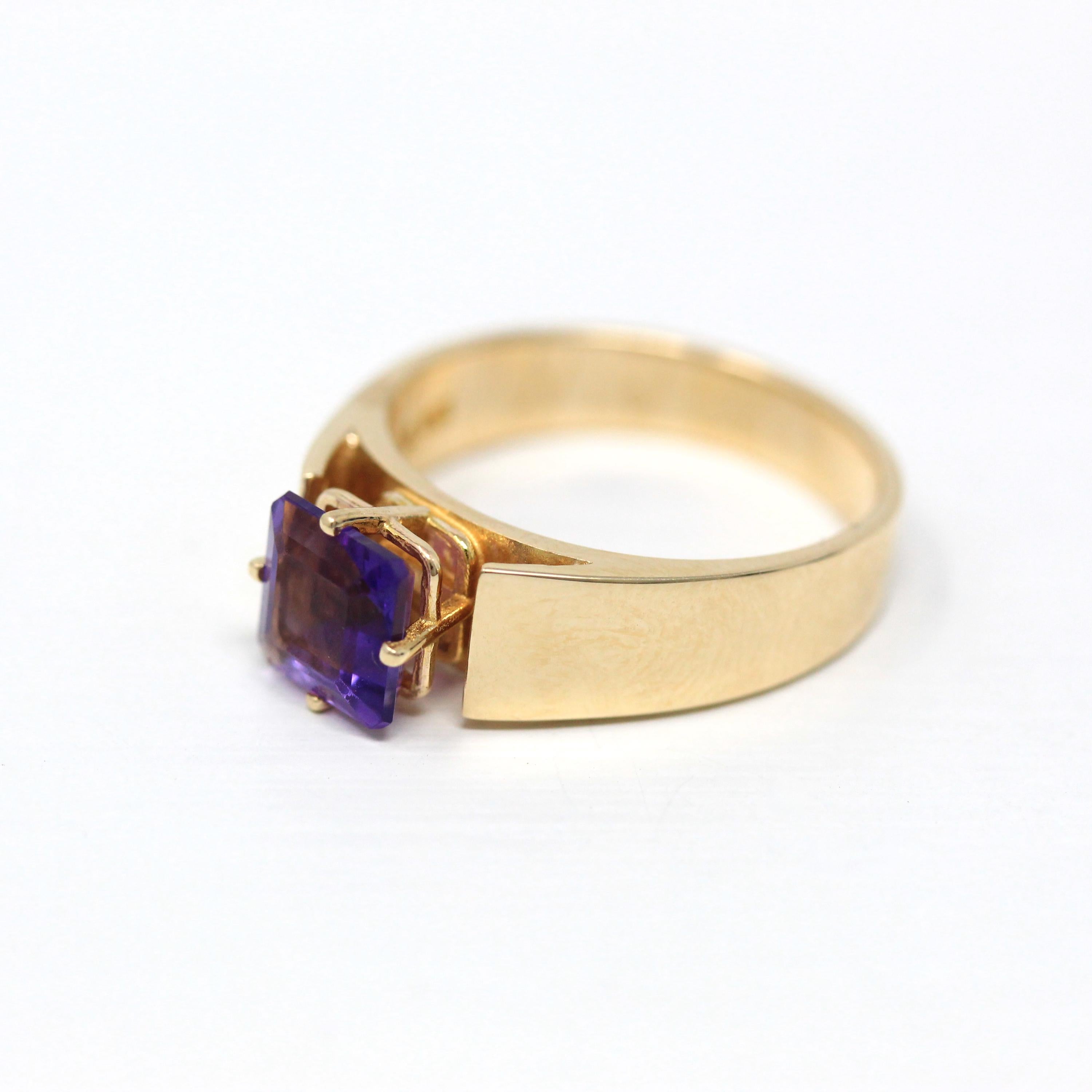 Genuine Amethyst Ring - Estate 10k Yellow Gold Square Emerald Cut Gemstone - Modern 2000s Era Size 5 Purple February Birthstone Jewelry