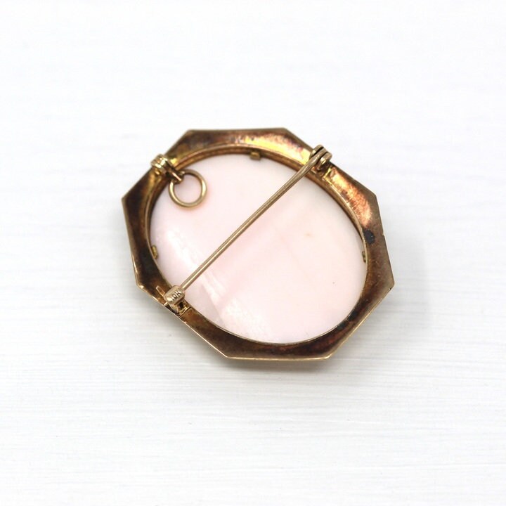 10K and 14K Yellow Gold Oval Shell Cameo Pendant/Brooch - Howard's DC