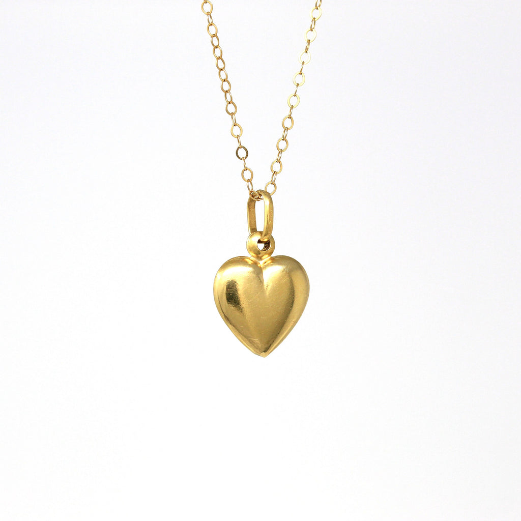 GOLD VINTAGE PUFF HEART NECKLACE